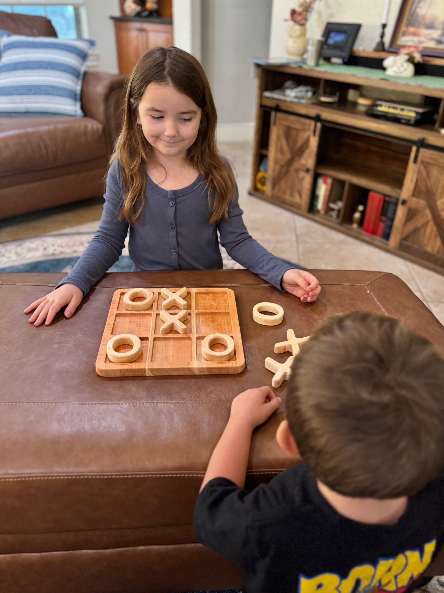 Premium Wood tic tac toe game