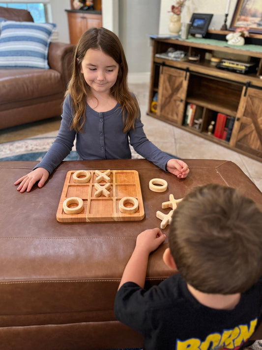 Premium Wood tic tac toe game